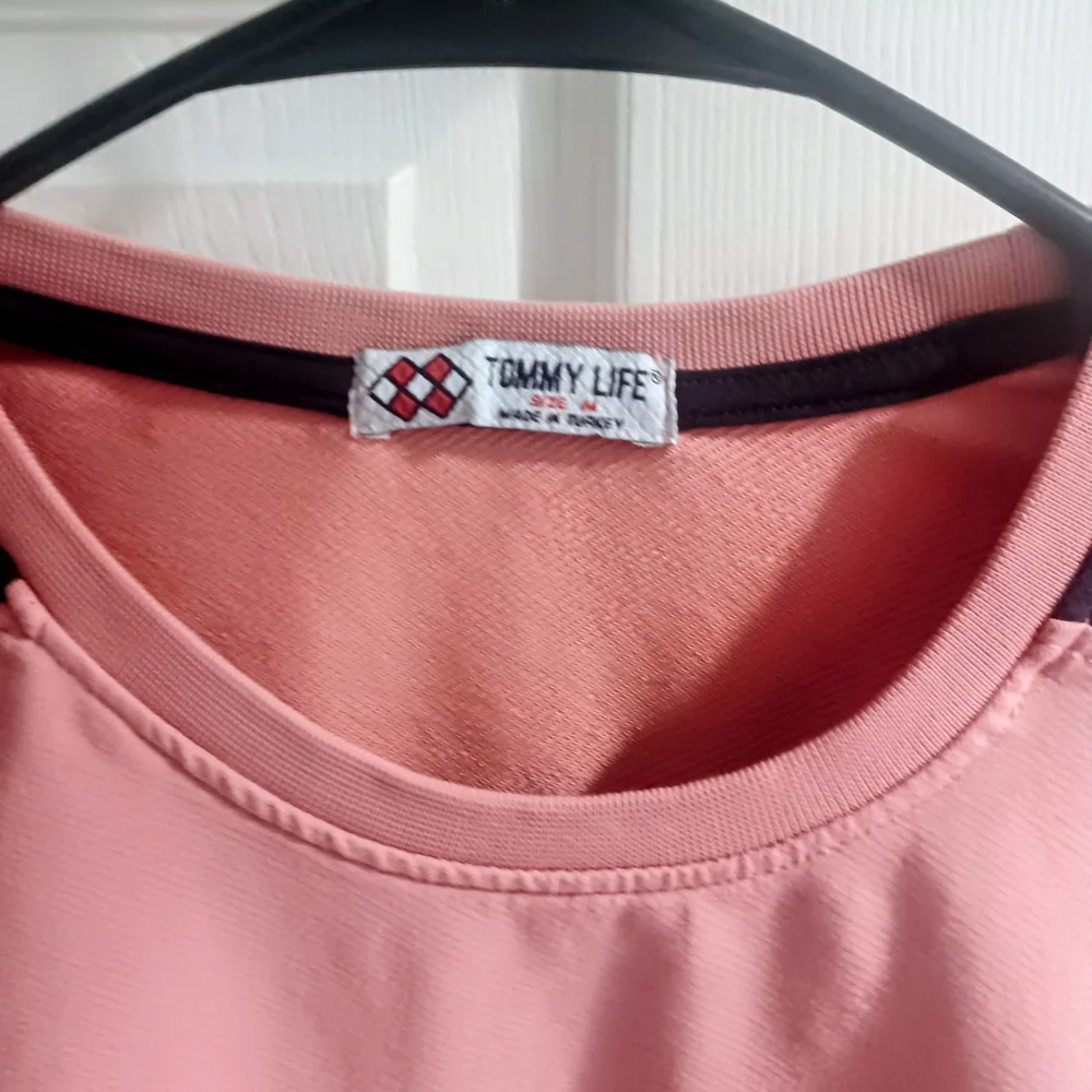 Tommy Life Pink Long Sleeve Sweater - Picture 2 of 6